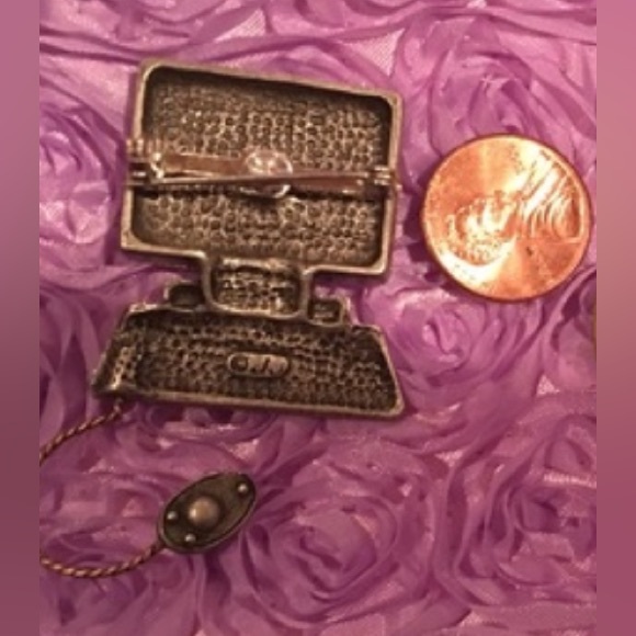 Computer & mouse pinback - Picture 3 of 3